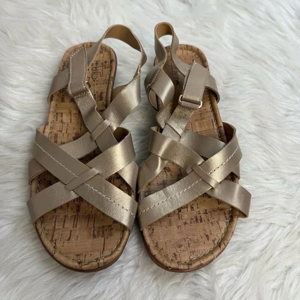 NATURALIZER Gold Strappy Sandals‎